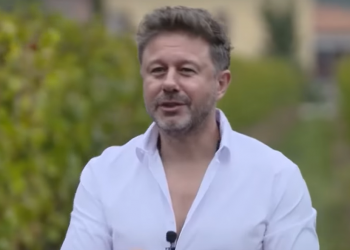 Andrzej Piaseczny urządzał ostatnio 50 urodziny, gościem był Adam Nergal Darski, który nagrał filmik, wynikła z tego spora afera.