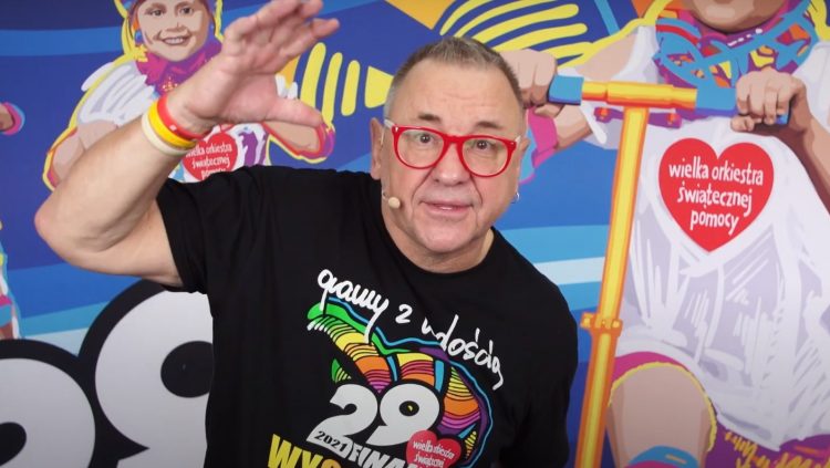 Jurek Owsiak stwierdził, że "TVP i Sylwester Marzeń bardzo pomogli WOŚP". Wielka Orkiestra Świątecznej Pomocy odbywa się dziś po raz 29
