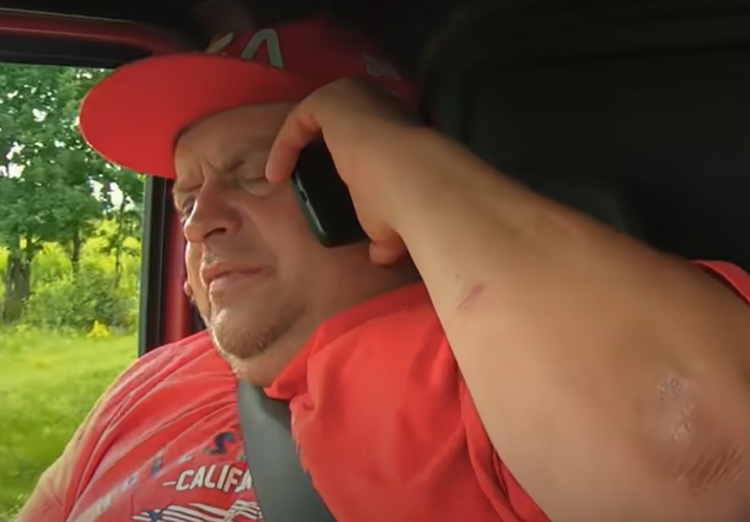 Marek "Krzykacz" Pawłowski był bohaterem programu Discovery Polska pod tytułem "Złomowisko PL", jego nagła śmierć zaskoczyła wszystkich.