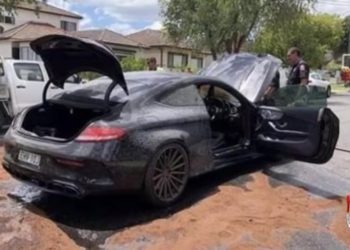 Kierowca Mercedesa AMG C 63 S Coupe chciał zabłysnąć i podczas popisów spalił samochód za ponad pół miliona, Ponad 500 konny Mercedes niestety nie "przeżył" wybryku nadgorliwego kierowcy