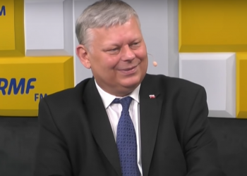 Ewa Szarzyńska zabrała głos po publikacjach jakich dopuścił się na Twitter Marek Suski, poseł utrzymuje, że wysyłała mu półnagie zdjęcia.