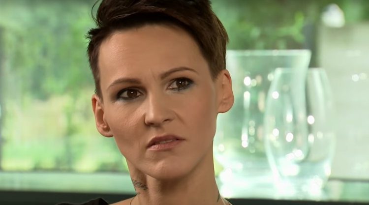 Agnieszka Chylińska informuje fanów na swoim profilu w serwisie Facebook, że padła ofiarą oszustów. Ktoś podawał się za nią bez jej wiedzy.