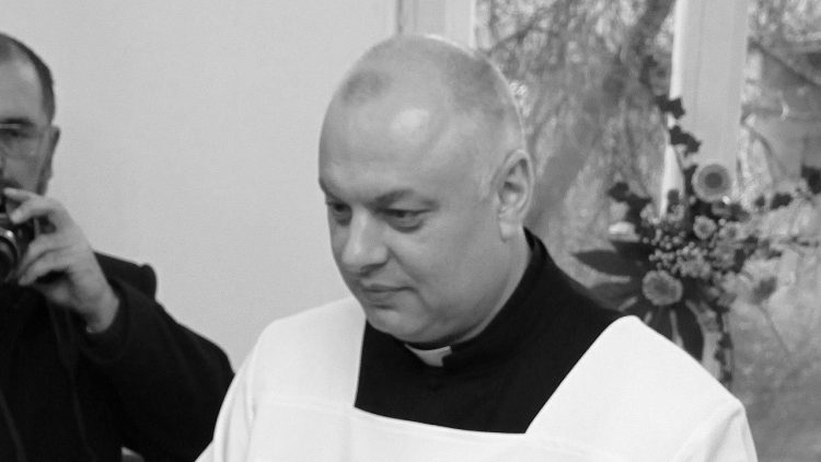 Nie żyje ks. Andrzej Dymer, to informacja podana dosłownie przed chwilą. Potwierdzono informację poprzez Katolicką Agencję Informacyjną. Ksiądz od ponad 25 lat był posądzany o wykorzystywanie nieletnich. Jego proces nigdy się nie zakończył.