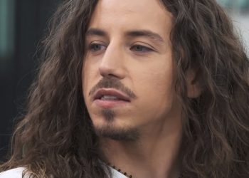 Michał Szpak pokazał w serwisie Facebook zdjęcie na którym prócz niego występuje ojciec, fotografia stała się prawdziwym hitem