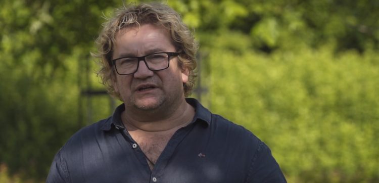 Grób Pawła Królikowskiego po dziś dzień nie ma pomnika, rodzina nie zdążyła go jeszcze postawić. Miejsce pochówku aktora wygląda smutno