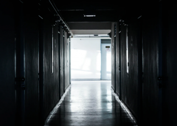 Skandal w szpitalu dziecięcym w Poznaniu, lekarka pozwoliła sobie na rasistowskie zachowanie względem pacjentów. "Śmierdzi murzyńskim smrodem"