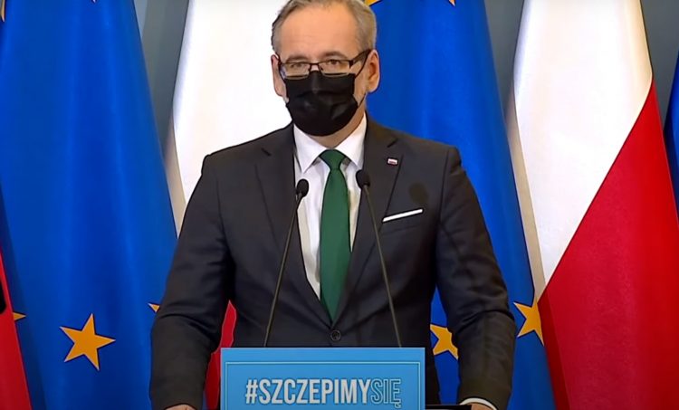 Decyzja zapadła w nocy, komunikat resortu zdrowia rozsyłany jest do wszystkich placówek, wstrzymywane są operacje i inne świadczenia