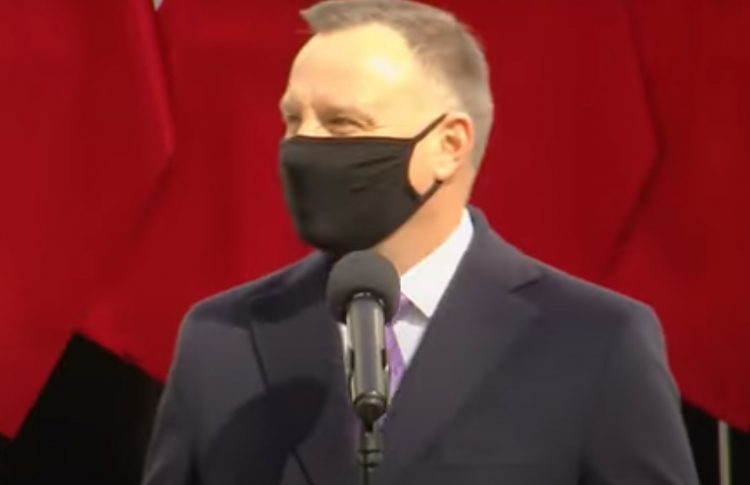 Bydgoski Marzec: Andrzej Duda i Mateusz Morawiecki pojawili się na uroczystościach w Bydgoszczy, uroczystości przeszkodził KOD