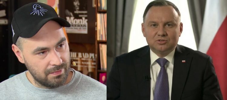 Jakub Żulczyk, znany pisarz, 7 listopada 2020 roku nazwał prezydenta debilem pod postem jaki Andrzej Duda zamieścił gratulując Joe Bidenowi,