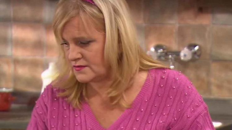 Marzena Kipiel-Sztuka, gwiazda serialu Świat według Kiepskich w telewizji Polsat zdradziła w jednym z wywiadów, że ledwo wiąże koniec z końcem