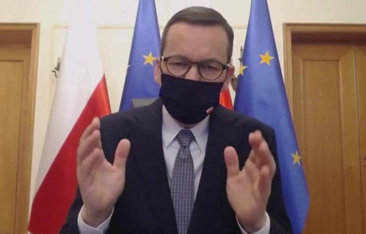 Dodatkowe obostrzenia na Wielkanoc? Horban wspominał o sytuacji w innych krajach gdzie jest godzina policyjna i zakaz przemieszczania się