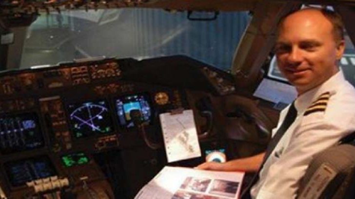 Kobieta dała pilotom paczuszkę z ciastkami. Zjedli, po czym dostrzegli dołączony list i zamarli…