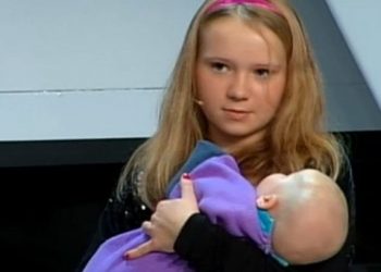 13-letnia Ola urodziła dziecko. Porażające kto jest ojcem! Nie tylko policja była w szoku