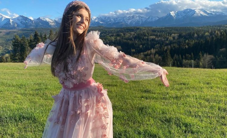 Sensacyjne wieści o Roxie Węgiel. Ona ma dopiero 16 lat! Nie za wcześnie?