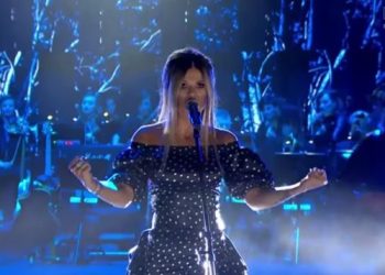 Co za głos! Wersja Dody zmiażdżyła oryginał! (wideo)