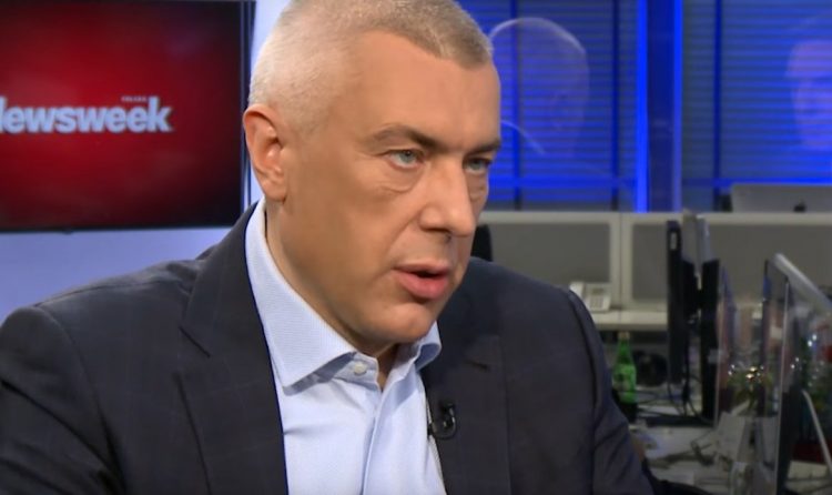 Roman Giertych zszokował opinię publiczną. Wszystko przez jeden wpis na Facebooku. Sprawa dotyczy 97 ofiary katastrofy smoleńskiej.