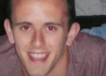 Zamordował niemowlę. Więźniowie drastycznie wymierzyli mu „sprawiedliwość”