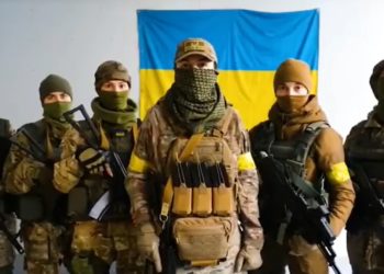 Kobiety walczące w ukraińskiej armii, z okazji Dnia Kobiet postanowiły nagrać film z odezwą rosyjskich żołnierzy. Nagranie robi furorę w sieci.