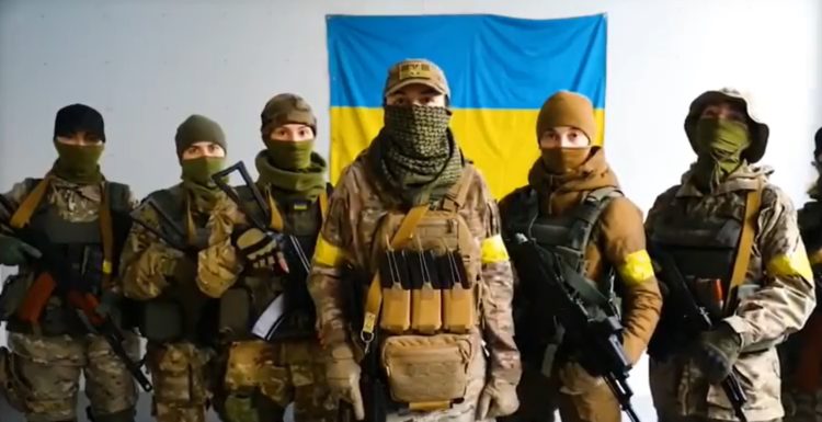 Kobiety walczące w ukraińskiej armii, z okazji Dnia Kobiet postanowiły nagrać film z odezwą rosyjskich żołnierzy. Nagranie robi furorę w sieci.