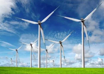 Rząd mówi 5%. Branża OZE mówi – to zbrodnia dla rynku zielonej energii