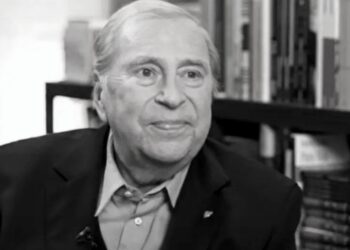 W wieku 77 lat zmarł Jerzy Stuhr, wybitny polski aktor teatralny, filmowy i dubbingowy, reżyser, filolog oraz pisarz.