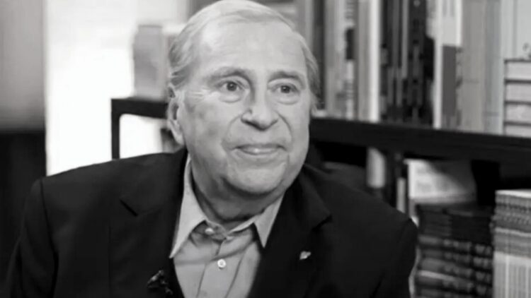 W wieku 77 lat zmarł Jerzy Stuhr, wybitny polski aktor teatralny, filmowy i dubbingowy, reżyser, filolog oraz pisarz.