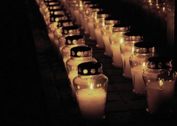 Smutne wieści ze świata muzyki zaskoczyły fanów legendarnej grupy ABBA. W wieku 75 lat zmarł Roger Palm, wybitny perkusista i muzyk