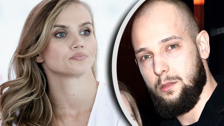 Agnieszka Kaczorowska znów jest na ustach wszystkich. W ostatnich dniach media plotkarskie żyją doniesieniami o rzekomym rozstaniu jednej z ulubionych par polskiego show-biznesu – Agnieszki Kaczorowskiej i jej męża, Macieja Peli.